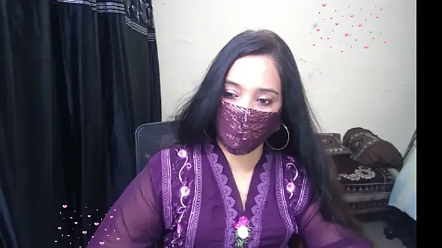 Snapshot of Arushisingh8888 chatting on May 6, 2026, 12:31 pm Arushisingh8888 online show from May 6, 2026, 12:31 pm
