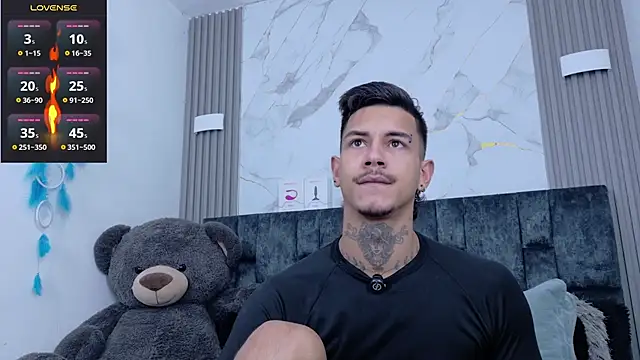 Snapshot of JAYCOB00 chatting on December 4, 2025, 10:03 am JAYCOB00 online show from December 4, 2025, 10:03 am