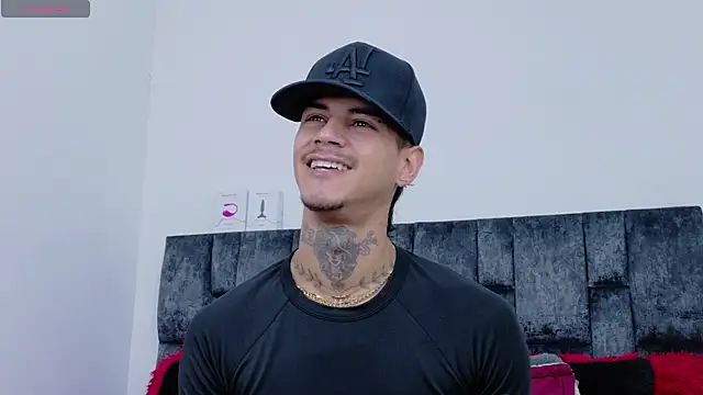 Snapshot of JAYCOB00 chatting on February 22, 2025, 1:46 pm JAYCOB00 online show from February 22, 2025, 1:46 pm