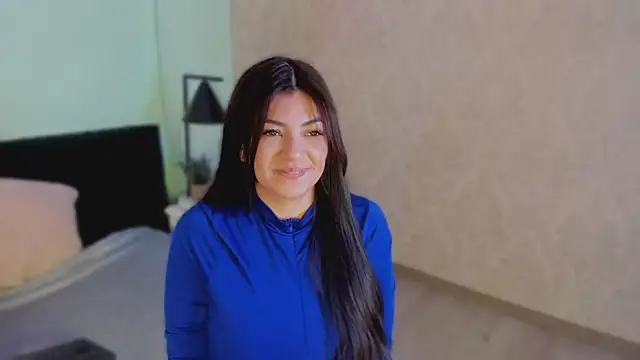 Snapshot of EvaaStevens chatting on November 18, 2025, 12:30 pm EvaaStevens online show from November 18, 2025, 12:30 pm