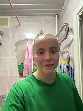 Snapshot of AlisaKissss chatting on February 4, 2026, 6:58 pm AlisaKissss online show from February 4, 2026, 6:58 pm