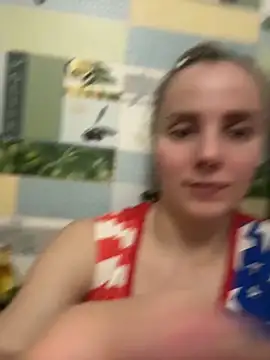 AlisaKissss online show from April 18, 2026, 7:58 pm