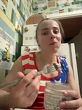 AlisaKissss online show from April 18, 2026, 7:29 pm