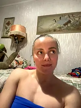 AlisaKissss online show from October 13, 2025, 7:26 pm