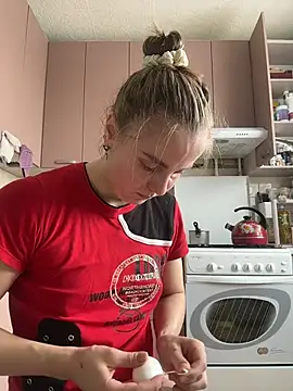 Snapshot of AlisaKissss chatting on February 27, 2026, 7:19 am AlisaKissss online show from February 27, 2026, 7:19 am