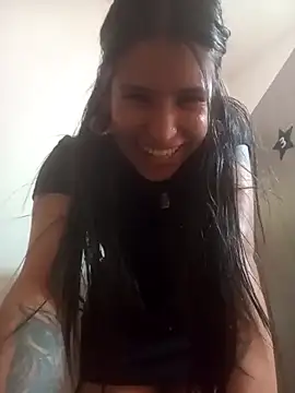 Snapshot of _elektrah chatting on October 31, 2025, 6:15 pm elektrah online show from October 31, 2025, 6:15 pm