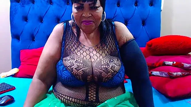 ebonycandy10 online show from March 4, 2026, 5:31 pm