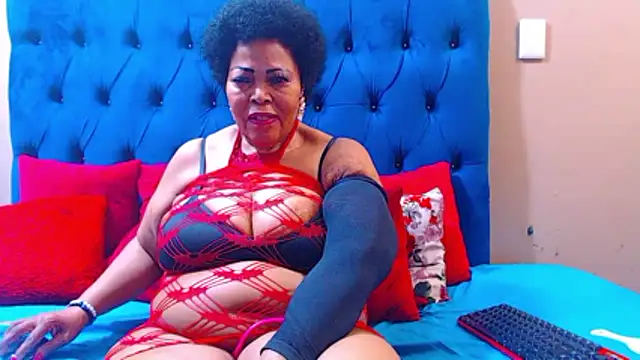 ebonycandy10 online show from January 13, 2026, 6:39 am