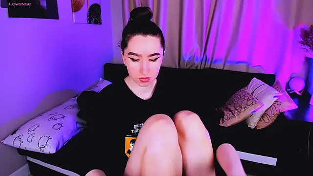 Snapshot of Lily_xBabe chatting on March 12, 2025, 6:51 am Lily xBabe online show from March 12, 2025, 6:51 am