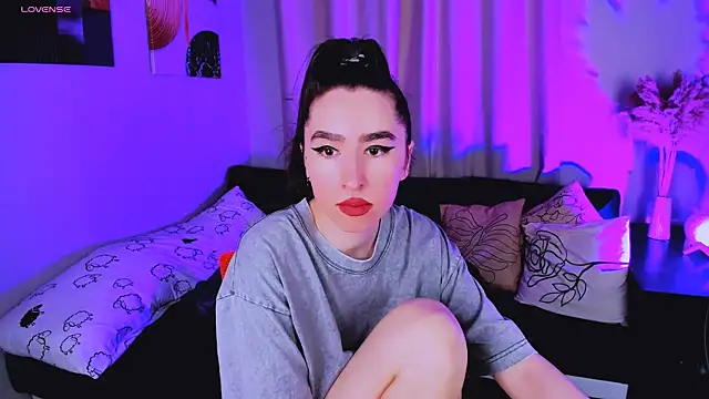 Snapshot of Lily_xBabe chatting on September 28, 2025, 7:26 am Lily xBabe online show from September 28, 2025, 7:26 am