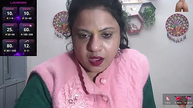 Snapshot of Sexy_komolika chatting on December 14, 2025, 2:22 pm Sexy komolika online show from December 14, 2025, 2:22 pm