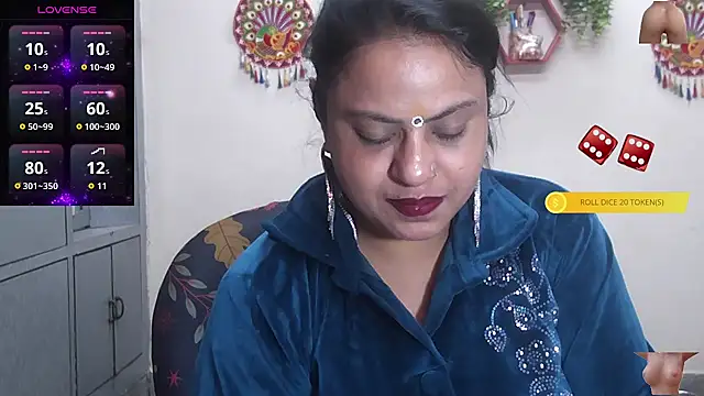 Snapshot of Sexy_komolika chatting on November 13, 2025, 3:27 pm Sexy komolika online show from November 13, 2025, 3:27 pm