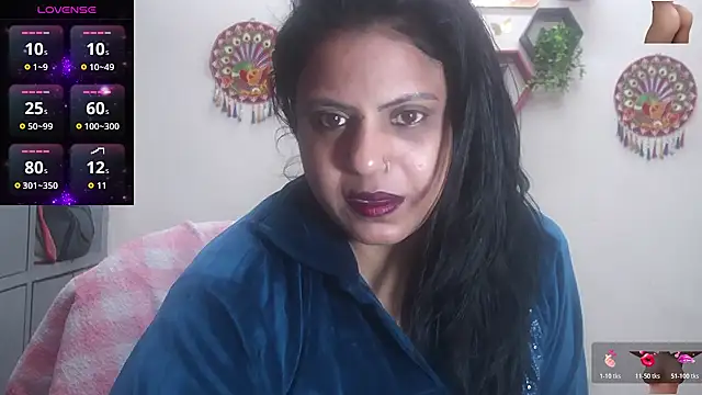 Snapshot of Sexy_komolika chatting on November 24, 2025, 3:23 pm Sexy komolika online show from November 24, 2025, 3:23 pm