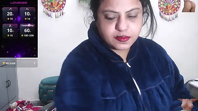 Snapshot of Sexy_komolika chatting on December 3, 2025, 2:01 am Sexy komolika online show from December 3, 2025, 2:01 am