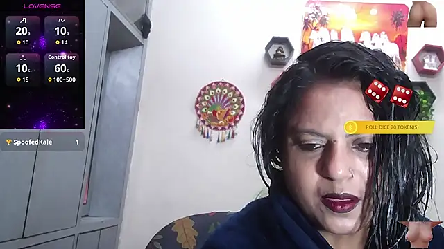 Snapshot of Sexy_komolika chatting on November 9, 2025, 2:21 pm Sexy komolika online show from November 9, 2025, 2:21 pm