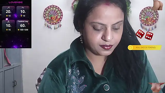 Snapshot of Sexy_komolika chatting on November 17, 2025, 3:05 pm Sexy komolika online show from November 17, 2025, 3:05 pm