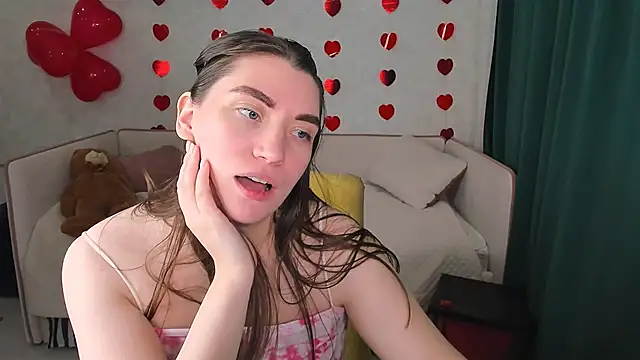 pussyhome2407 online show from February 15, 2025, 9:28 pm