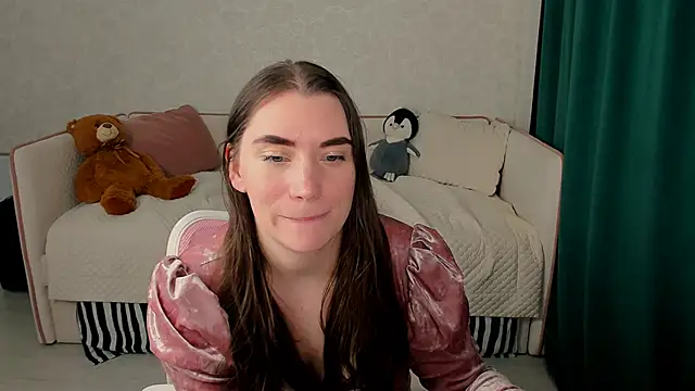 pussyhome2407 online show from February 5, 2025, 9:07 pm