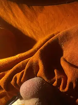 Flouflolutin online show from November 11, 2025, 5:24 am