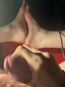 Flouflolutin online show from November 13, 2025, 9:51 pm