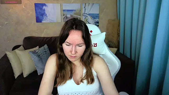 Snapshot of Little_doll_meow chatting on December 3, 2025, 3:07 am Little doll meow online show from December 3, 2025, 3:07 am