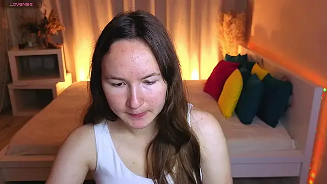 Snapshot of Little_doll_meow chatting on September 22, 2025, 2:50 am Little doll meow online show from September 22, 2025, 2:50 am