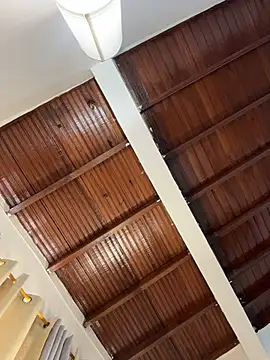 emiss  online show from April 1, 2026, 5:10 pm