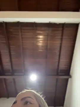 Snapshot of emiss_ chatting on December 19, 2025, 3:03 pm emiss online show from December 19, 2025, 3:03 pm