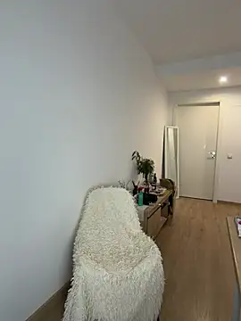 streetdoll online show from February 11, 2026, 7:41 am