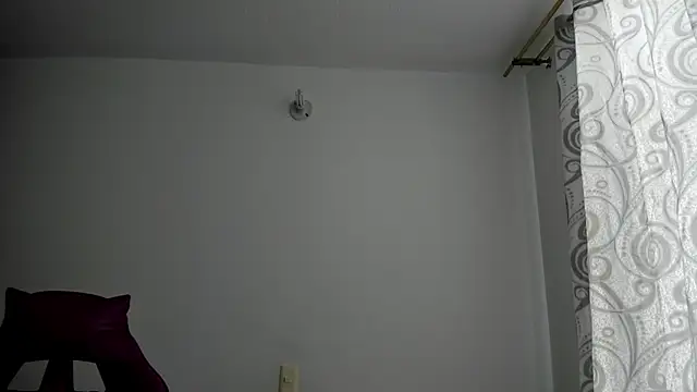 Snapshot of Adhhaaraaa_ chatting on November 4, 2025, 8:34 pm Adhhaaraaa online show from November 4, 2025, 8:34 pm