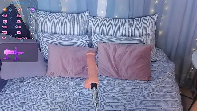 Snapshot of Kloe_Raize chatting on February 4, 2025, 10:34 pm Kloe Raize online show from February 4, 2025, 10:34 pm