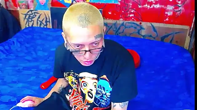 Snapshot of deivid_estrada chatting on November 25, 2025, 4:07 pm deivid estrada online show from November 25, 2025, 4:07 pm