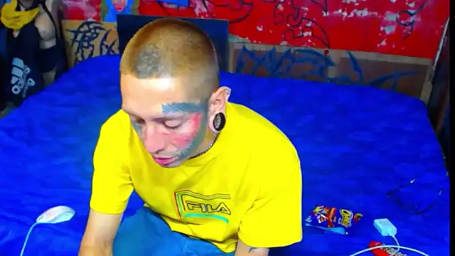 Snapshot of deivid_estrada chatting on October 16, 2025, 3:53 pm deivid estrada online show from October 16, 2025, 3:53 pm