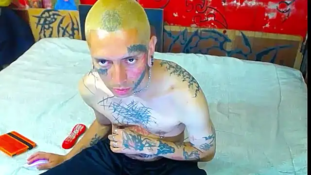 Snapshot of deivid_estrada chatting on November 21, 2025, 4:06 pm deivid estrada online show from November 21, 2025, 4:06 pm