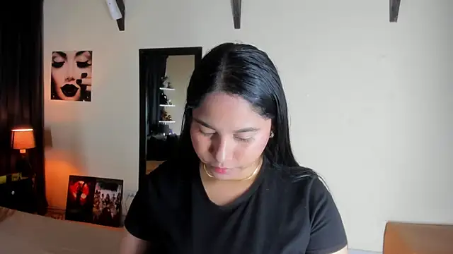 EmiliWilliams online show from November 16, 2025, 9:41 pm