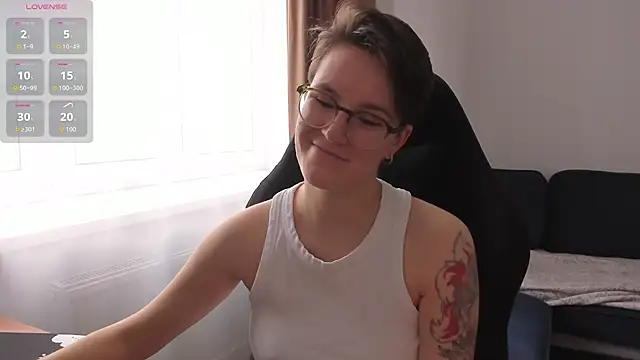 JessieFlower online show from April 10, 2026, 8:10 am