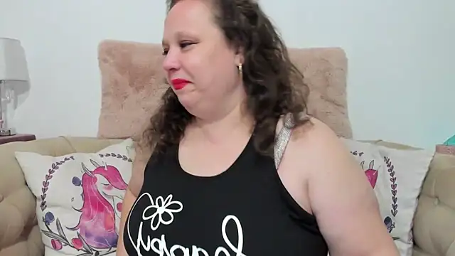 KarolineJoyy online show from October 29, 2025, 8:08 pm