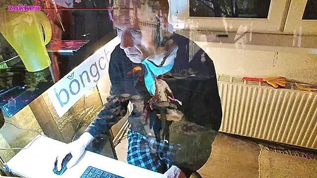 Snapshot of BongChannel chatting on January 28, 2025, 11:07 pm BongChannel online show from January 28, 2025, 11:07 pm