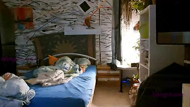 Snapshot of BongChannel chatting on January 25, 2025, 10:19 am BongChannel online show from January 25, 2025, 10:19 am