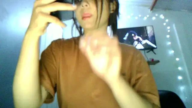 linzeysmith4 online show from March 13, 2026, 3:55 am