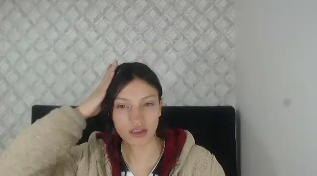 Snapshot of Emma-Wilson chatting on March 3, 2025, 4:43 am Emma-Wilson online show from March 3, 2025, 4:43 am