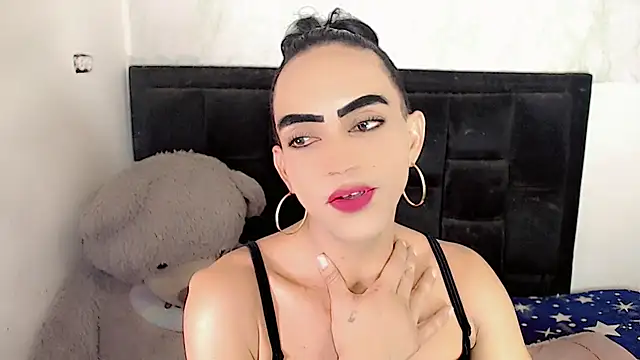 Snapshot of Michell_Queen chatting on December 1, 2025, 7:53 am Michell Queen online show from December 1, 2025, 7:53 am