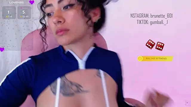 Snapshot of paula_brunette chatting on October 28, 2025, 4:13 am paula brunette online show from October 28, 2025, 4:13 am