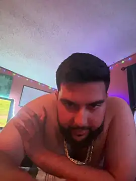 bigdickgio6923 online show from April 13, 2026, 12:58 am