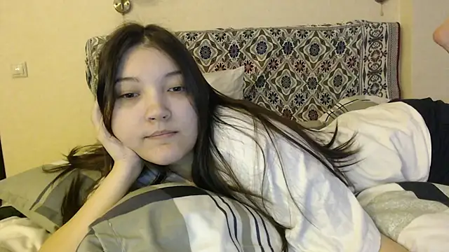 Snapshot of AlisaDevis chatting on December 15, 2024, 11:12 am AlisaDevis online show from December 15, 2024, 11:12 am