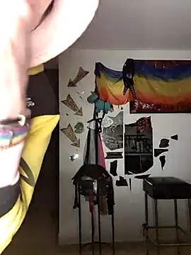 Snapshot of freyamoret chatting on December 3, 2025, 4:50 pm freyamoret online show from December 3, 2025, 4:50 pm