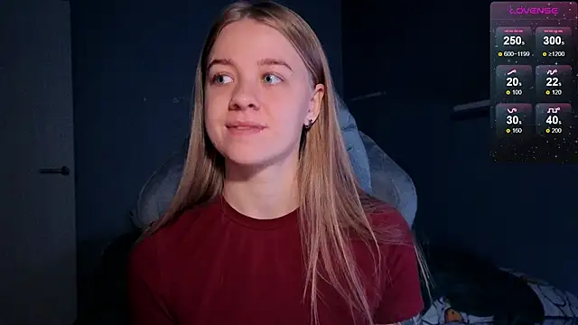 Snapshot of candy_maggie chatting on October 2, 2025, 6:00 pm candy maggie online show from October 2, 2025, 6:00 pm