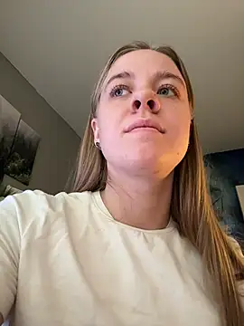 Snapshot of candy_maggie chatting on November 19, 2025, 7:52 am candy maggie online show from November 19, 2025, 7:52 am