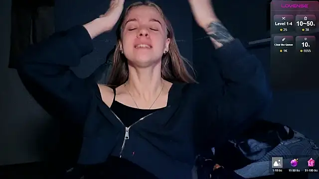 Snapshot of candy_maggie chatting on November 4, 2025, 6:01 pm candy maggie online show from November 4, 2025, 6:01 pm