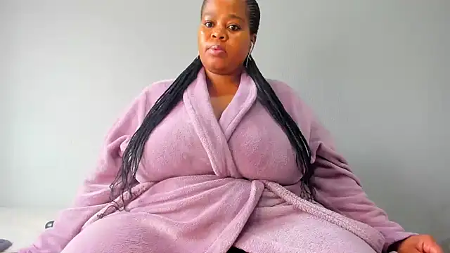 ThickLeeyanaX online show from September 24, 2025, 10:00 am